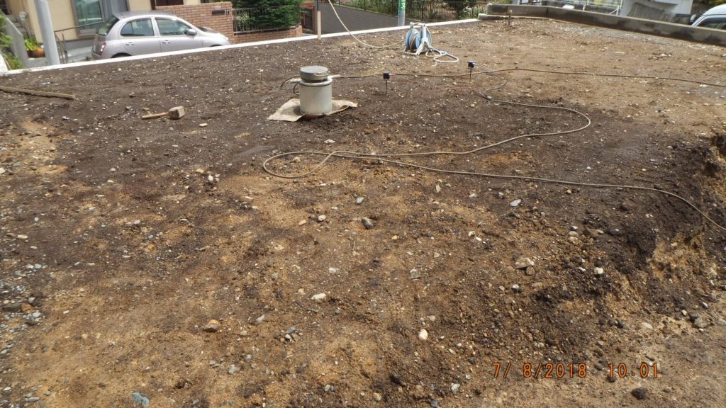 多摩市諏訪　注文住宅　自然素材や無垢フローリングにこだわった片流れ屋根の家　ー　地盤調査を行いました